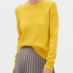 Banana Republic Factory Yellow Sweater